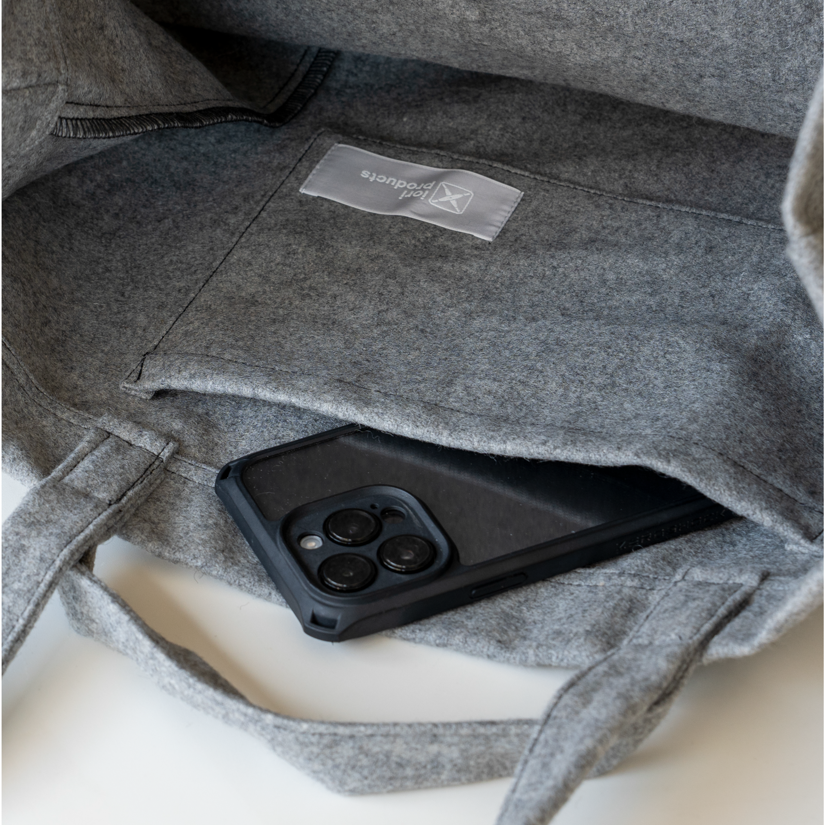 KAMA-ASA's Totebag Gray