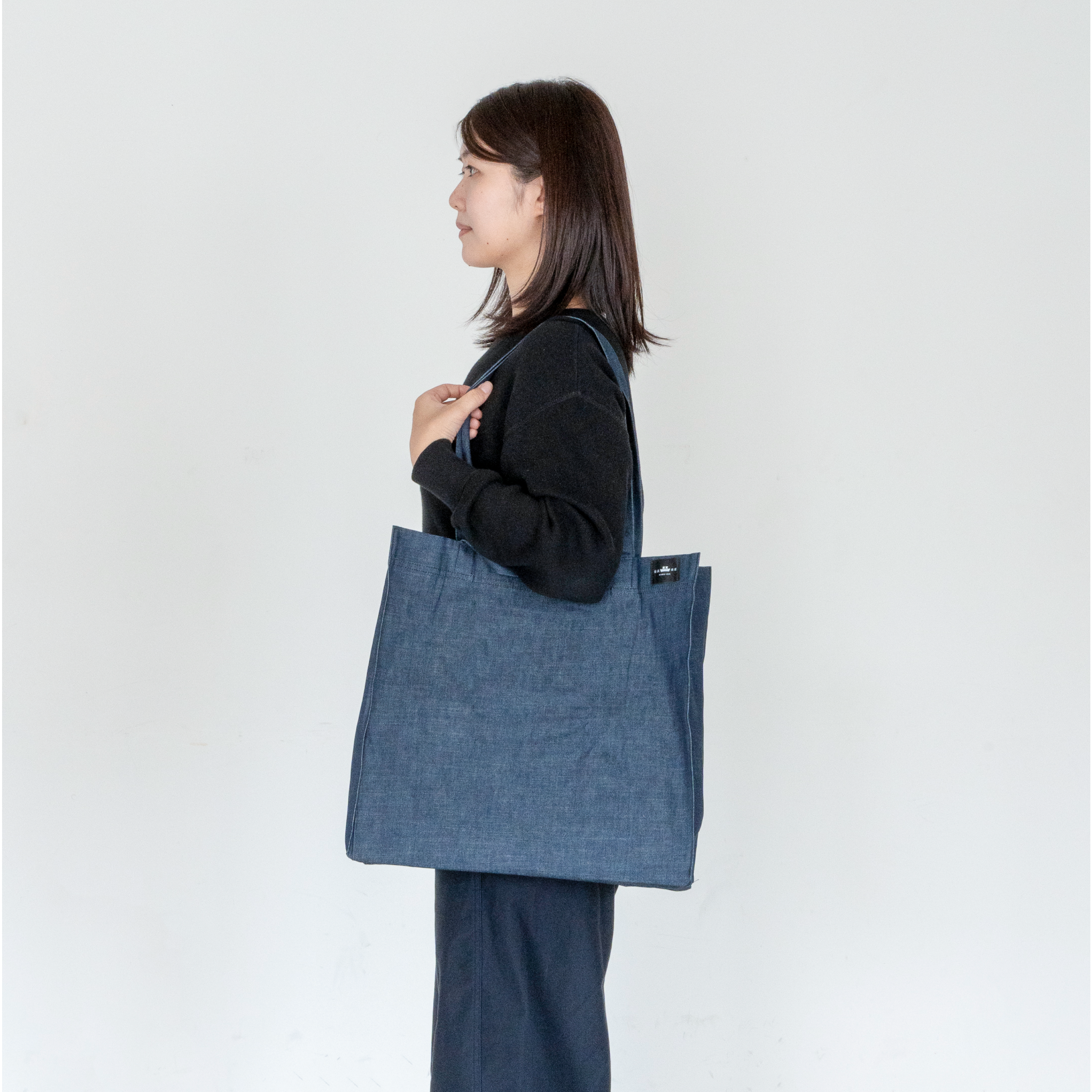 KAMA-ASA's Totebag Blue